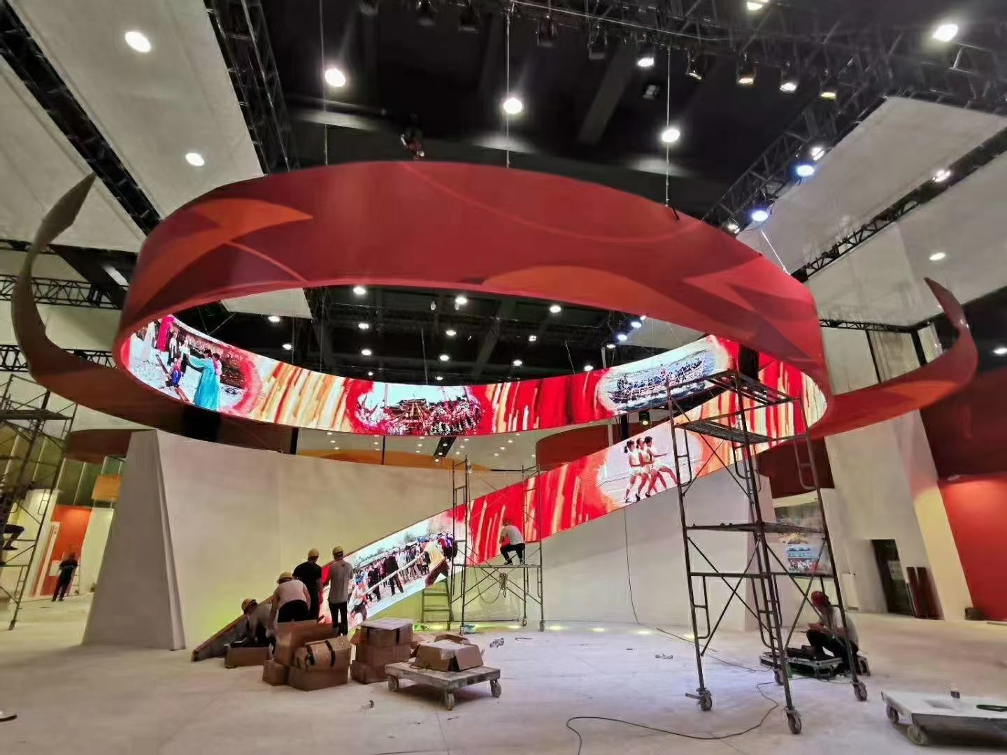 Flexible Screen HR Series – A Showroom in Shandong